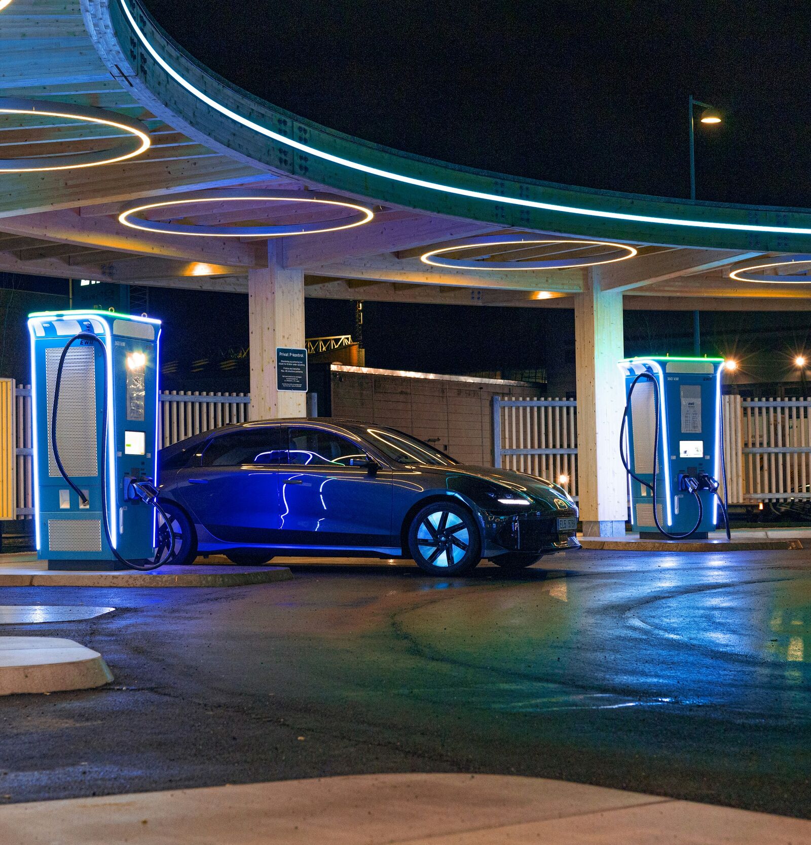 Car park / EV charging